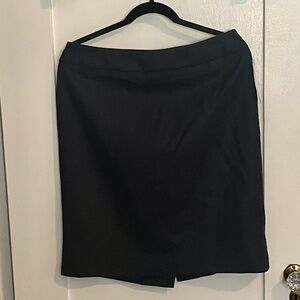 NWT PENDLETON WOMEN'S VIRGIN WOOL BLACK SKIRT SIZE 12 PETITE $118